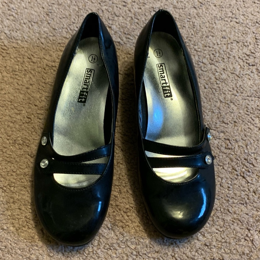 SmartFit Girls Black Glossy Ballet Flats Shoes 1.5